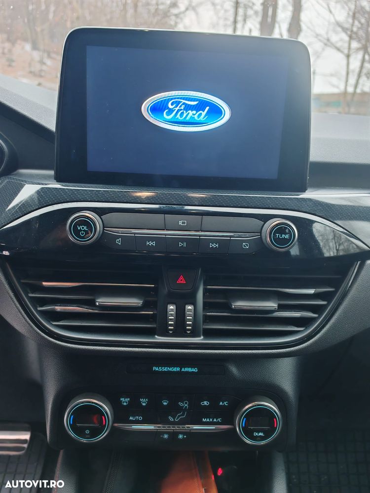 Ford Kuga 2.5 Duratec FHEV AWD ST Line - 11