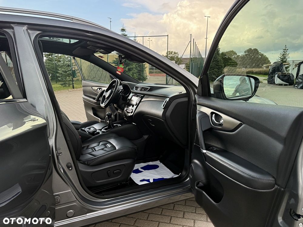 Nissan Qashqai 1.3 DIG-T Tekna+ - 25