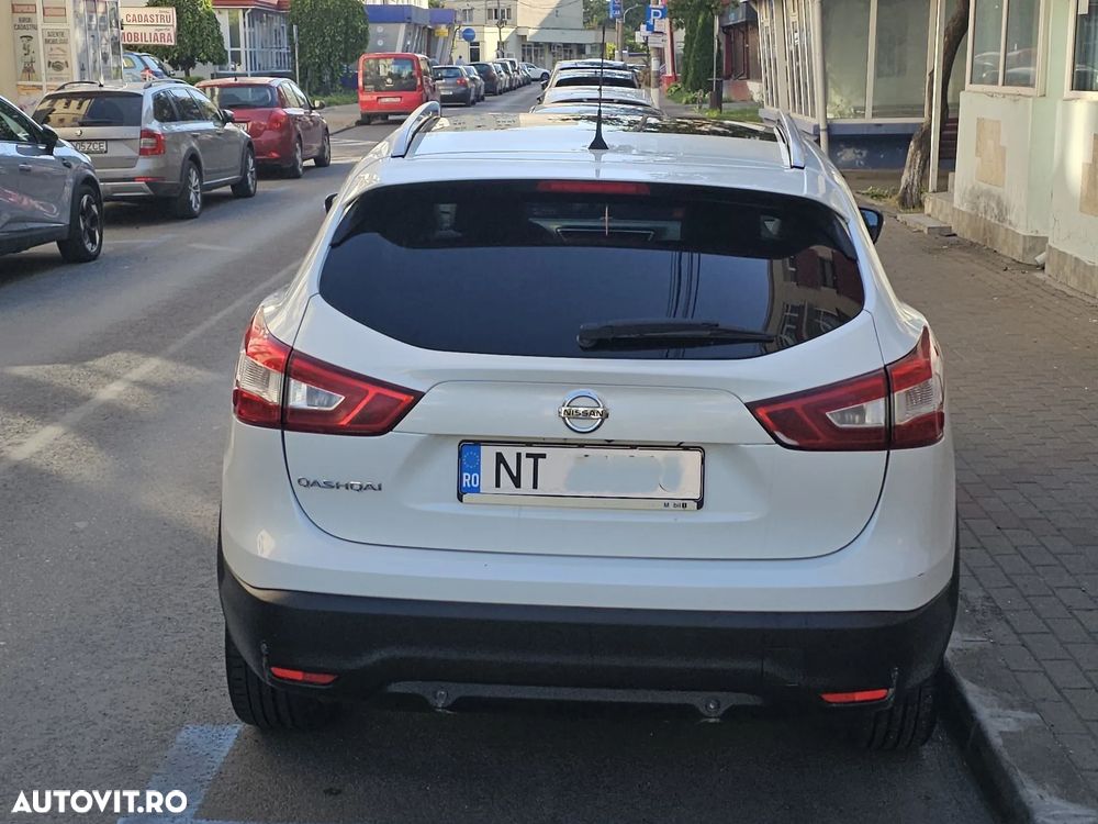 Nissan Qashqai 1.6 DCI Start/Stop X-TRONIC Tekna - 6