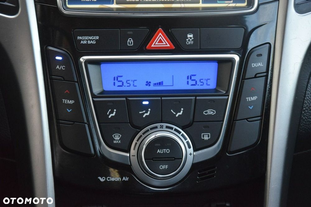 Hyundai i30 1.6 CRDi Premium - 29