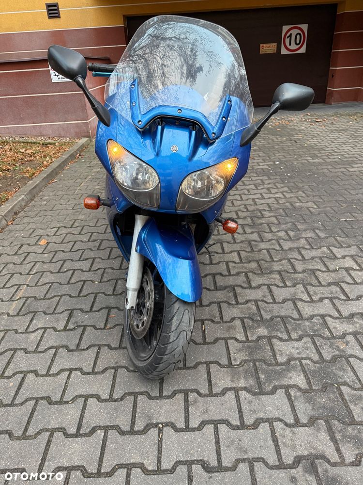 Yamaha FJR - 2