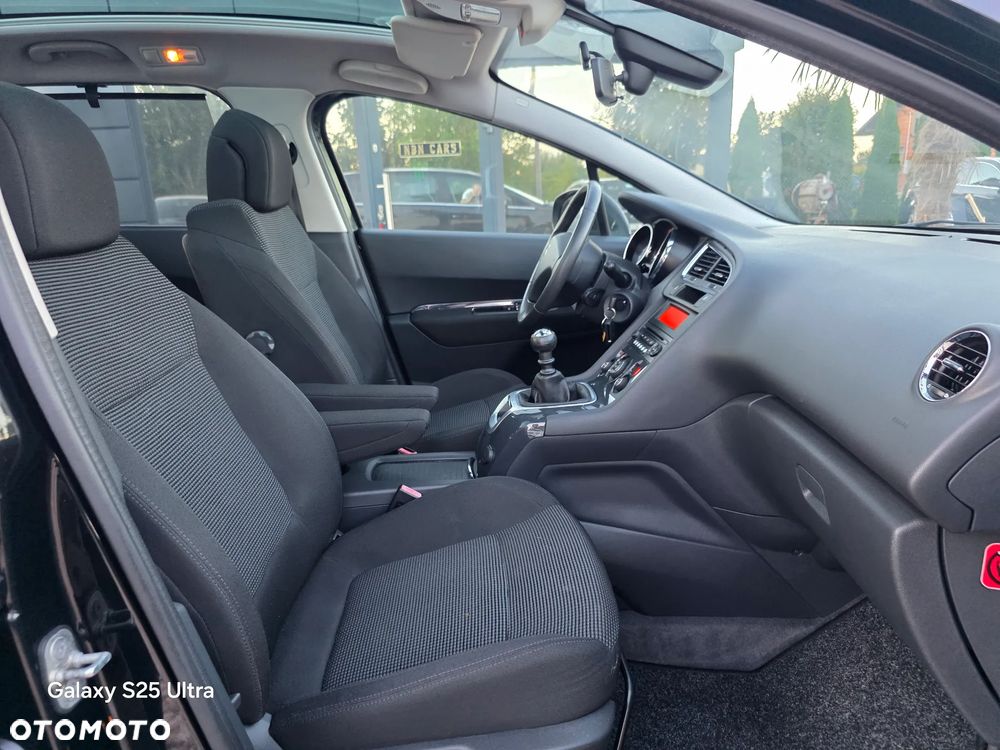 Peugeot 5008 - 28