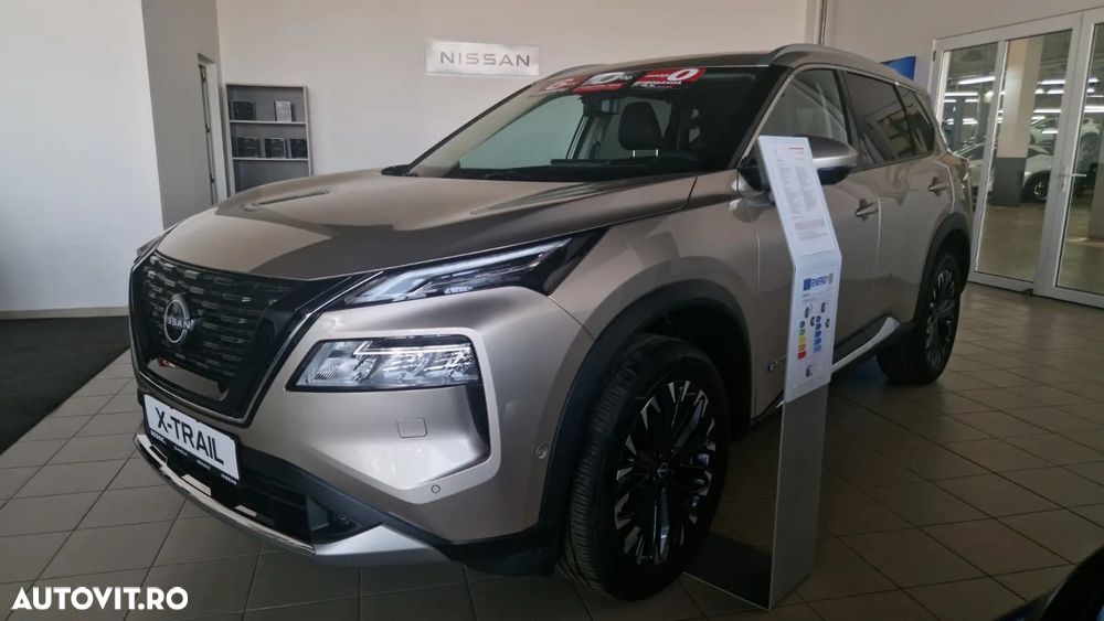 Nissan X-Trail e4ORCE 5 locuri Tekna - 3