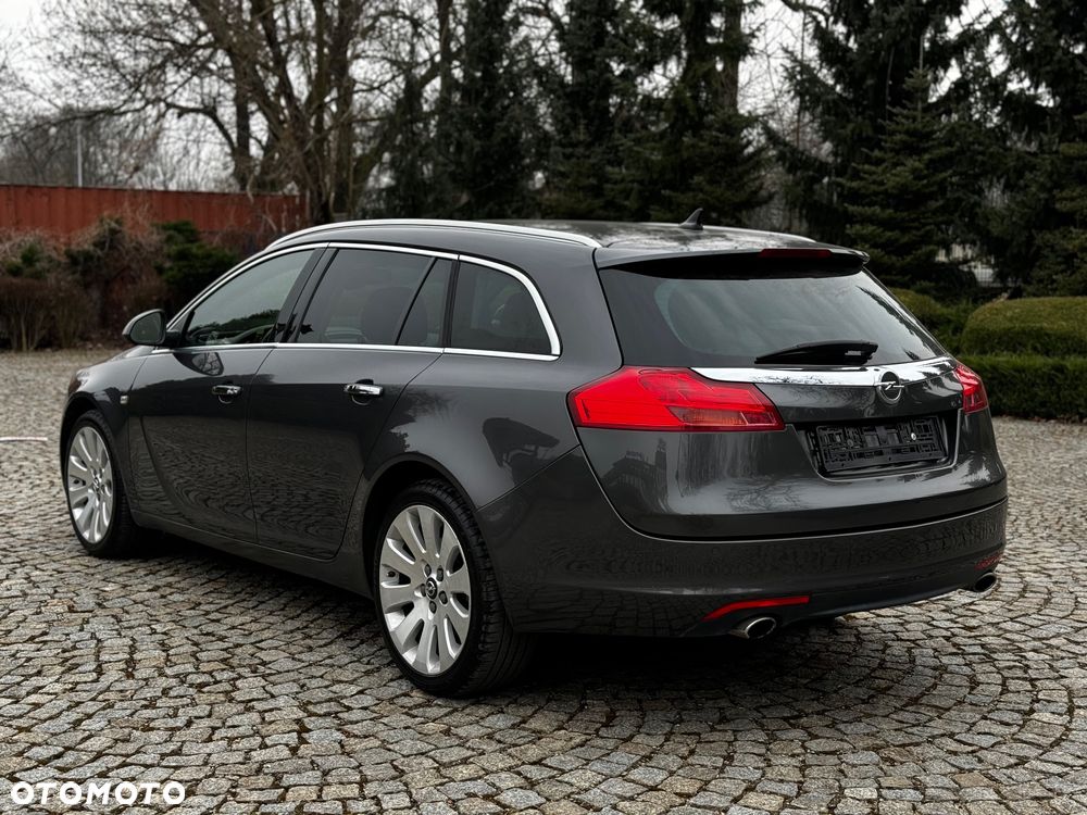 Opel Insignia 2.0 Turbo Sports Tourer 4x4 Automatik - 3
