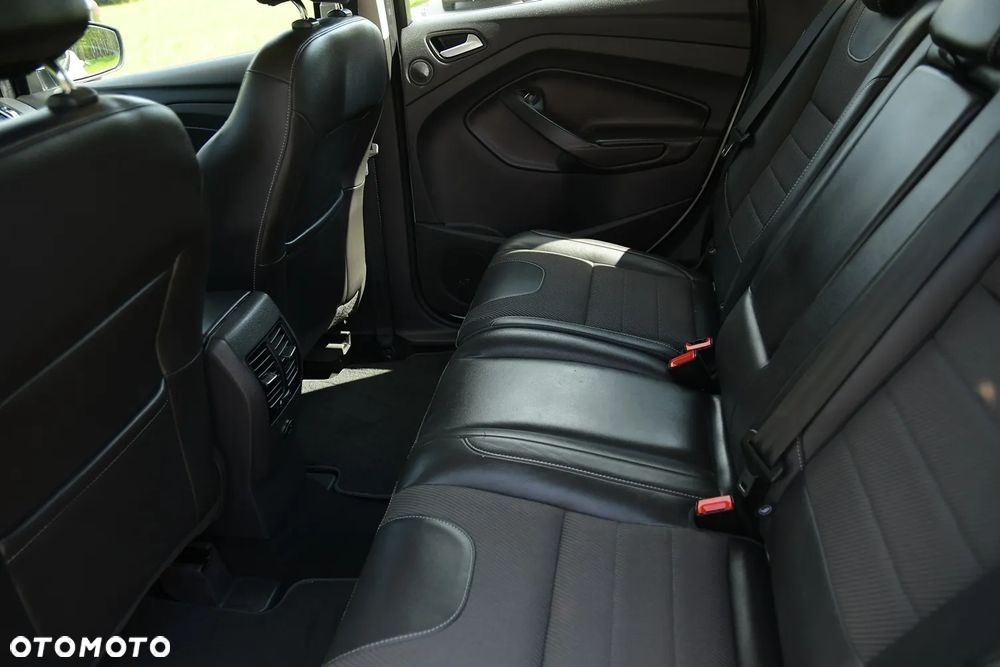 Ford Kuga 2.0 TDCi 4x4 Business Edition - 29