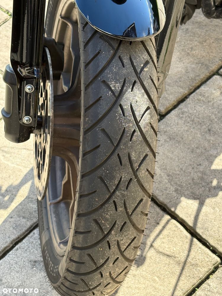 Harley-Davidson Softail Low Rider - 8