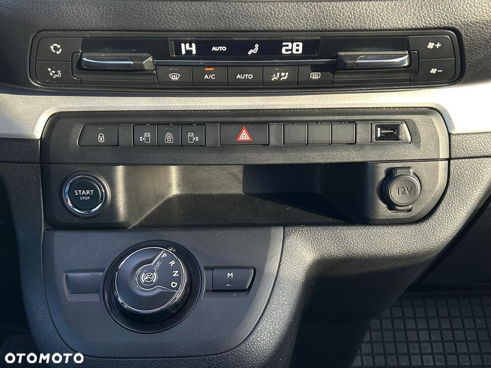 Peugeot Traveller 2.0 BlueHDi Standard Business Vip - 27