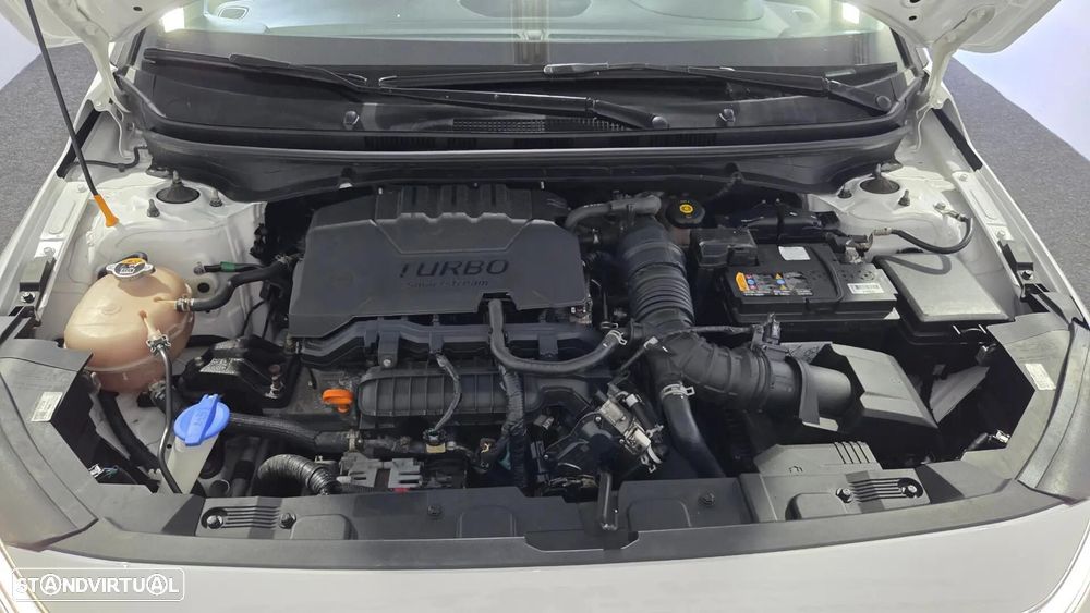 Hyundai Bayon 1.0 T-GDI 48V-Hybrid DCT Connect & Go - 39