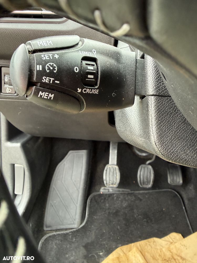 Peugeot 308 HDi FAP 110 Sport Plus - 30