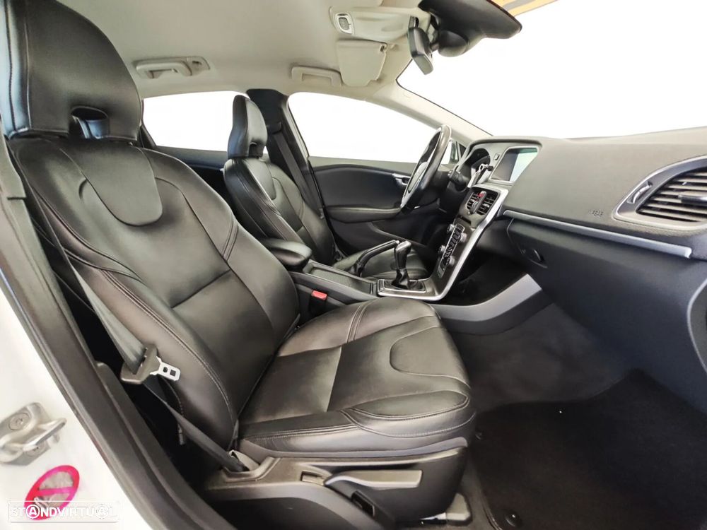 Volvo V40 1.6 D2 Summum Eco - 37