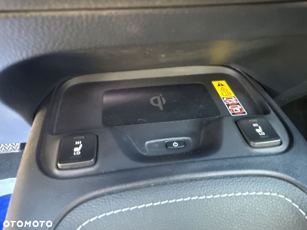 Toyota Corolla 1.8 Hybrid Style - 23