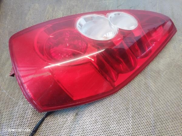 Farolim Dto Mazda 5 (Cr19) - 2