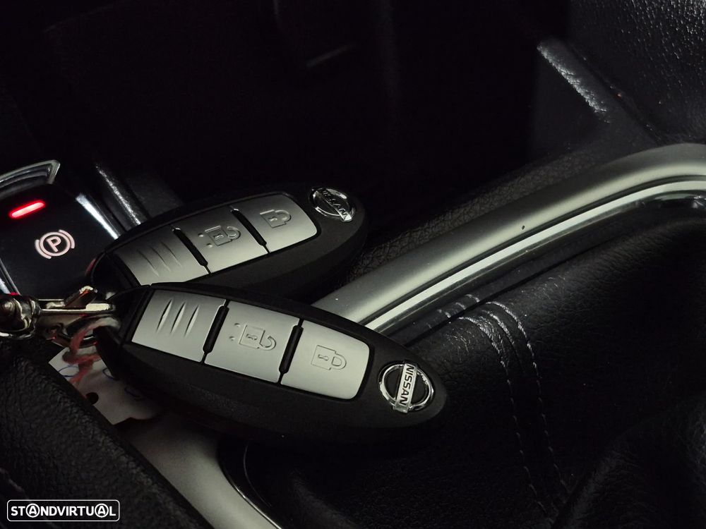 Nissan Qashqai 1.6 dCi Tekna Premium 17 Pele S P.Preta - 28