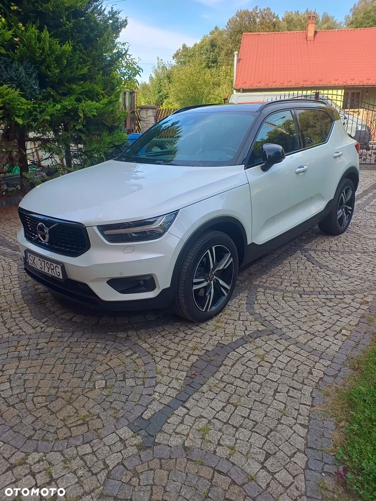 Volvo XC 40 D4 AWD R-Design - 2