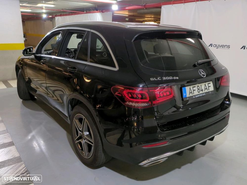 Mercedes-Benz GLC 300 e 4Matic - 3