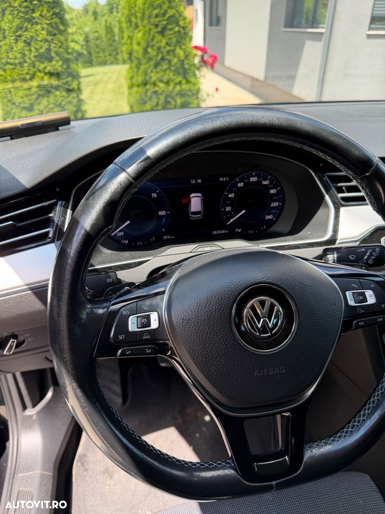 VOLKSWAGEN Passat 2017 — imagine 3