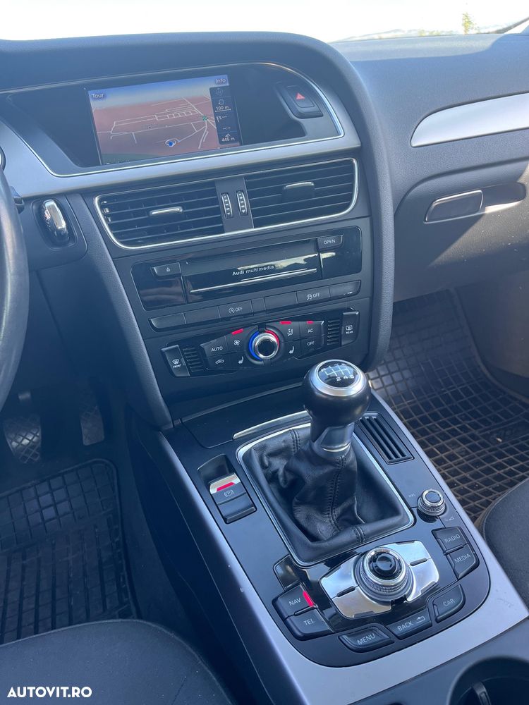 Audi A4 Limuzina - 10