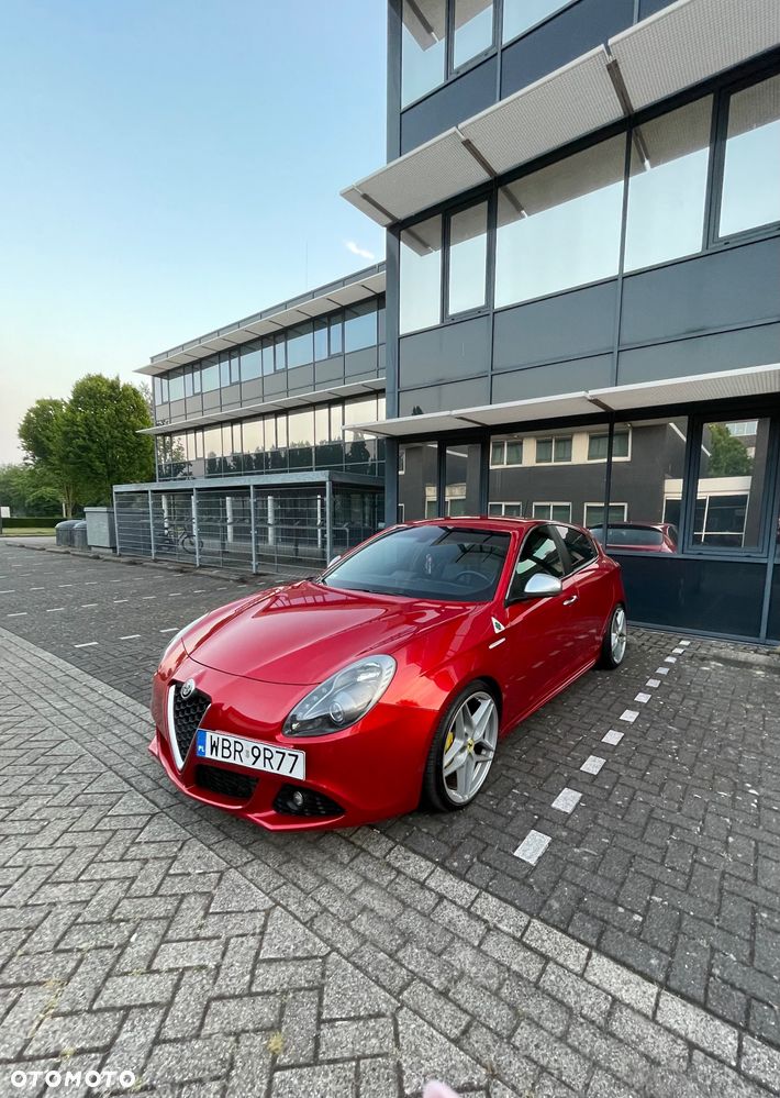 Alfa Romeo Giulietta 1750 TBi Quadrifoglio Verde - 1