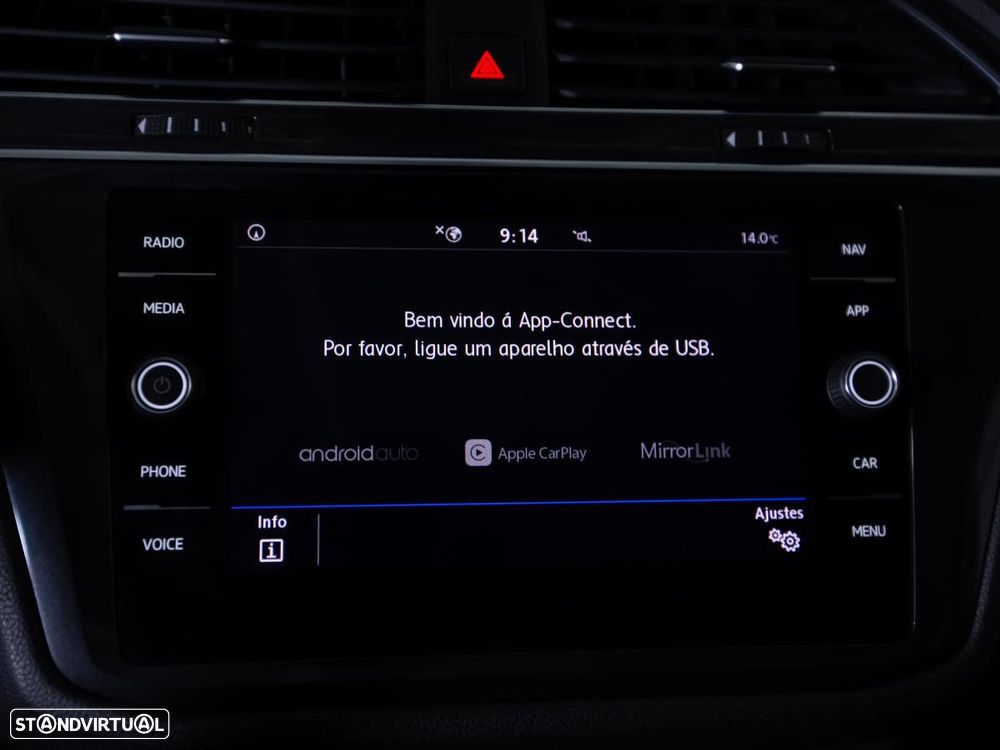 VW Tiguan Allspace 2.0 TDI Highine DSG - 26