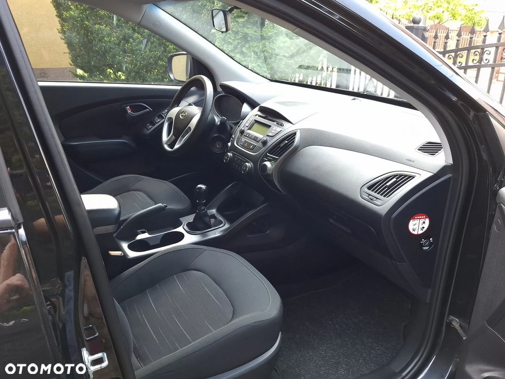 Hyundai ix35 blue 1.6 2WD Finale Gold - 6