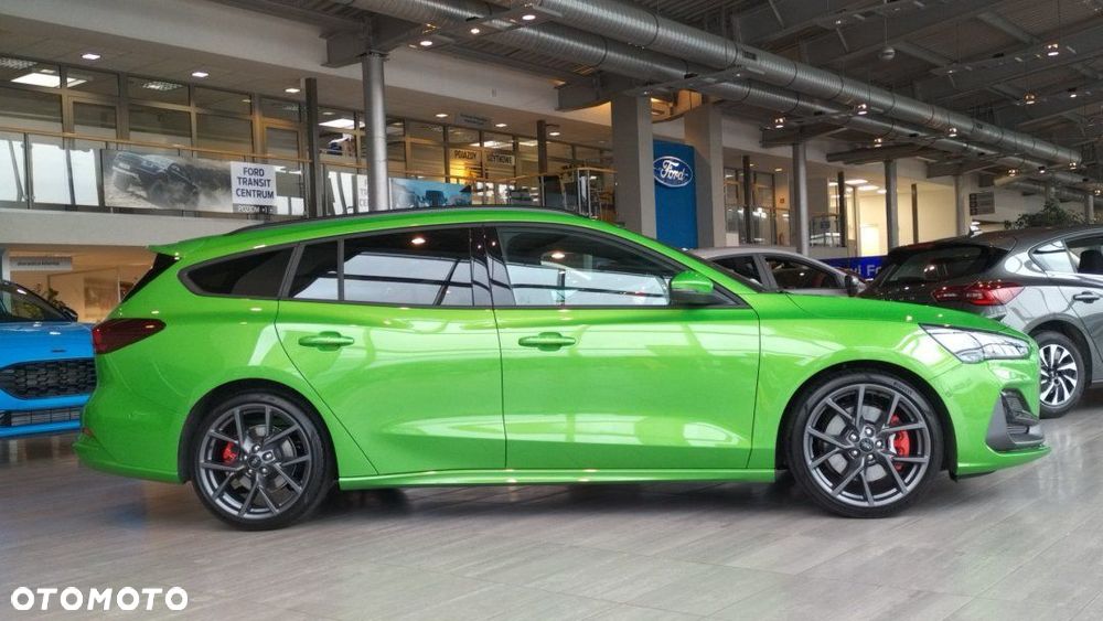 Ford Focus - 4