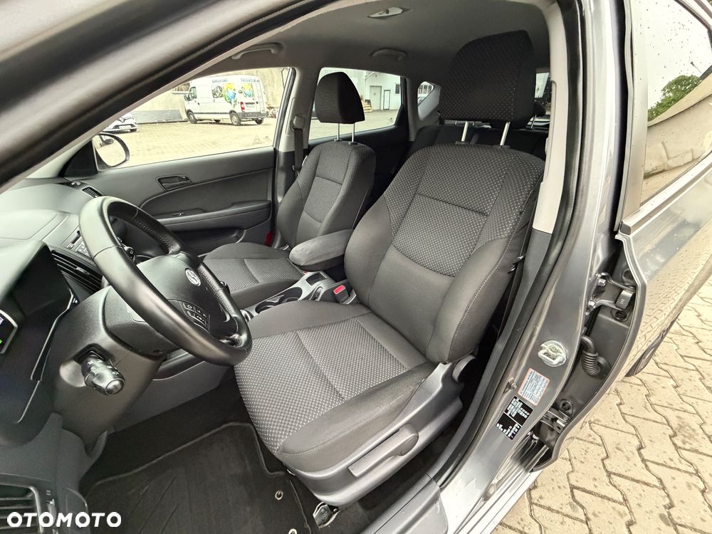 Hyundai i30 1.4 Comfort - 25