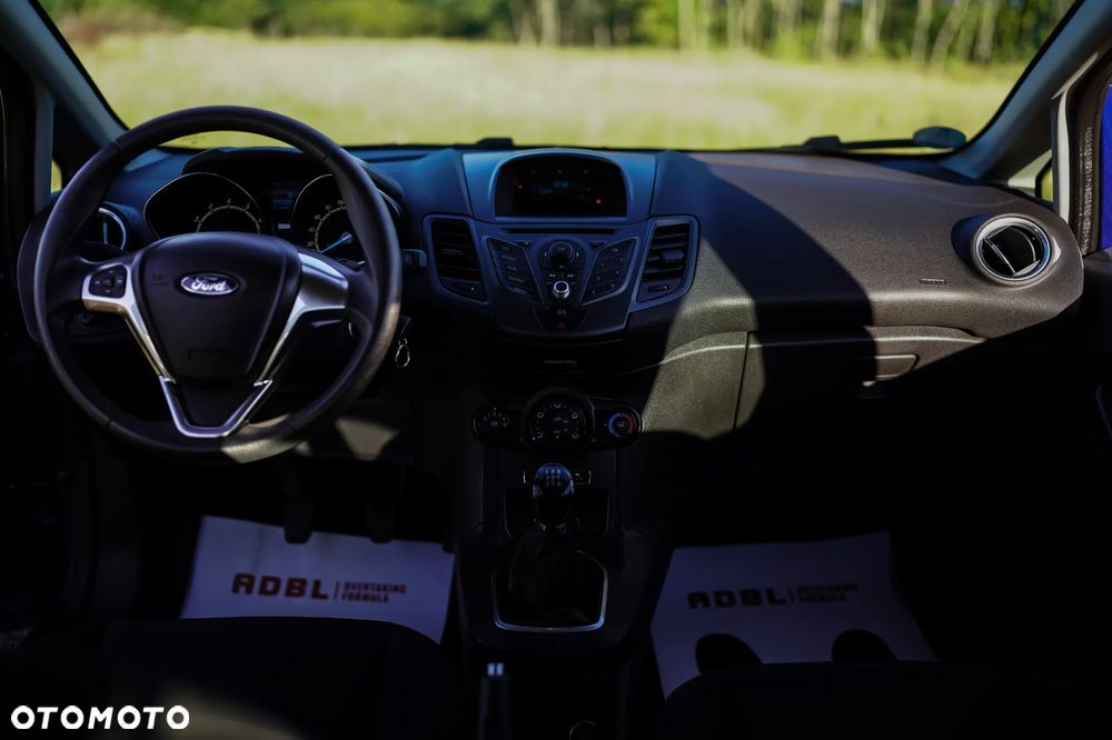 Ford Fiesta 1.25 Trend Edition - 19
