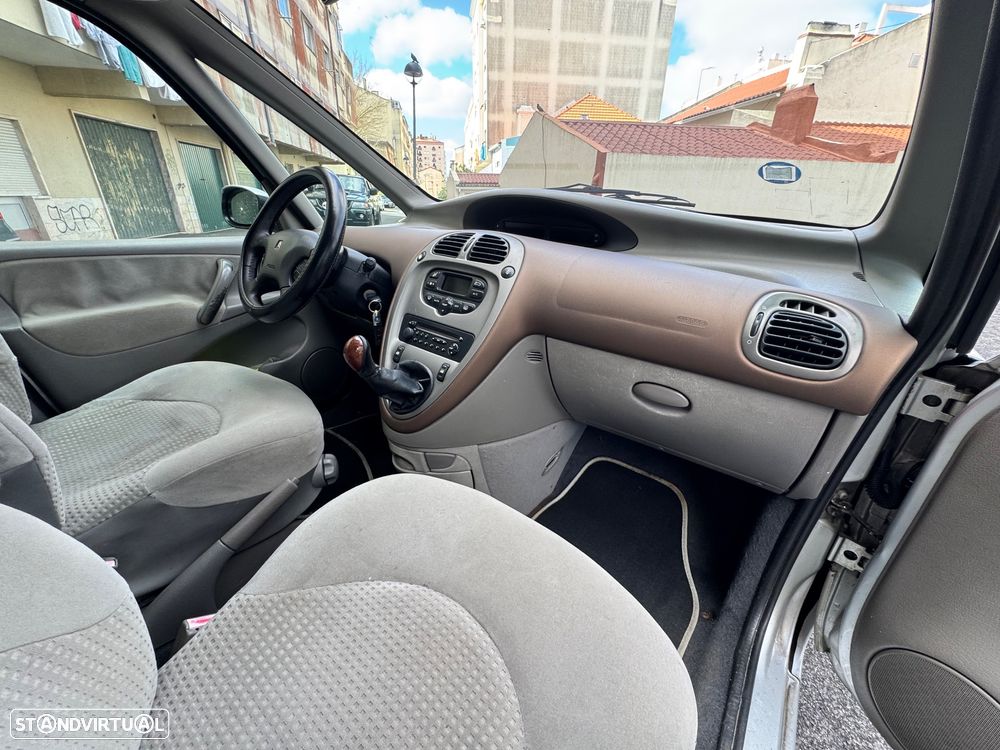 Citroën Xsara Picasso 1.6 SX - 7