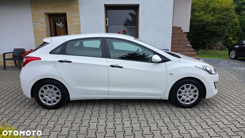 Hyundai i30 1.4 Style - 9