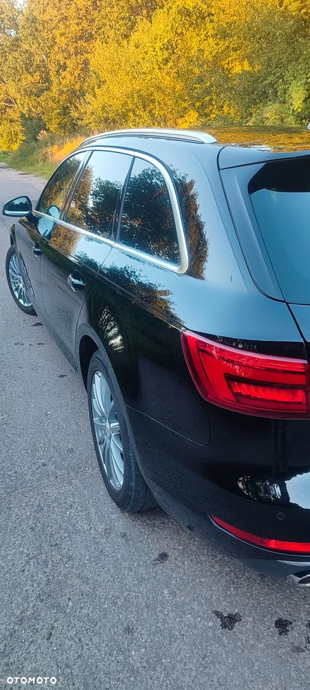 Audi A4 Avant 2.0 TDI Quattro Design S tronic - 19