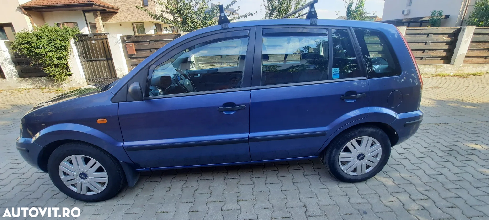 Ford Fusion 1.6 Comfort - 16