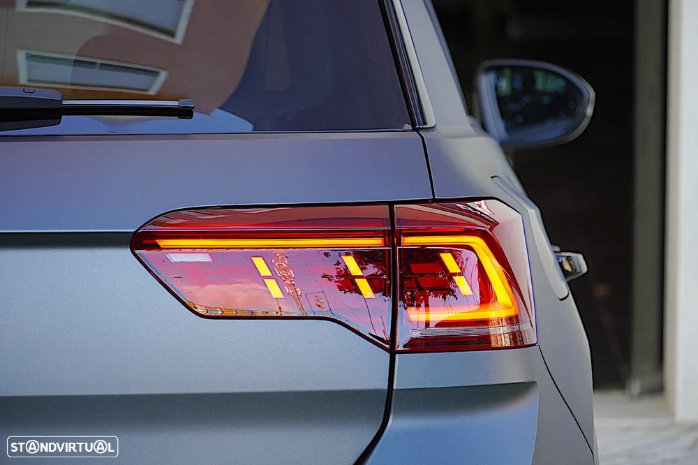 VW T-Roc 1.5 TSI R-Line DSG - 11