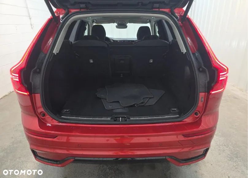 Volvo XC 60 B5 B AWD Plus Dark - 6