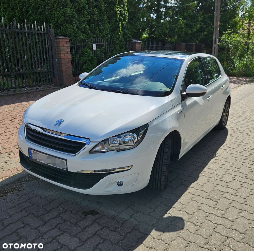 Peugeot 308 1.2 PureTech Allure S&S - 32