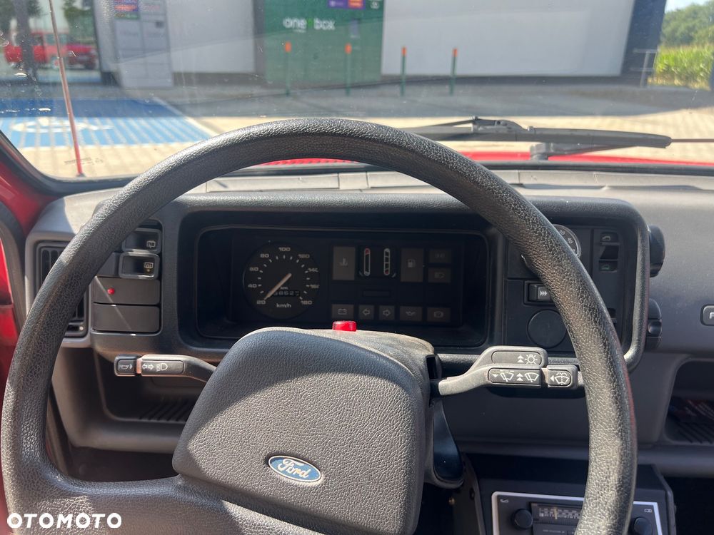 Ford Fiesta - 11