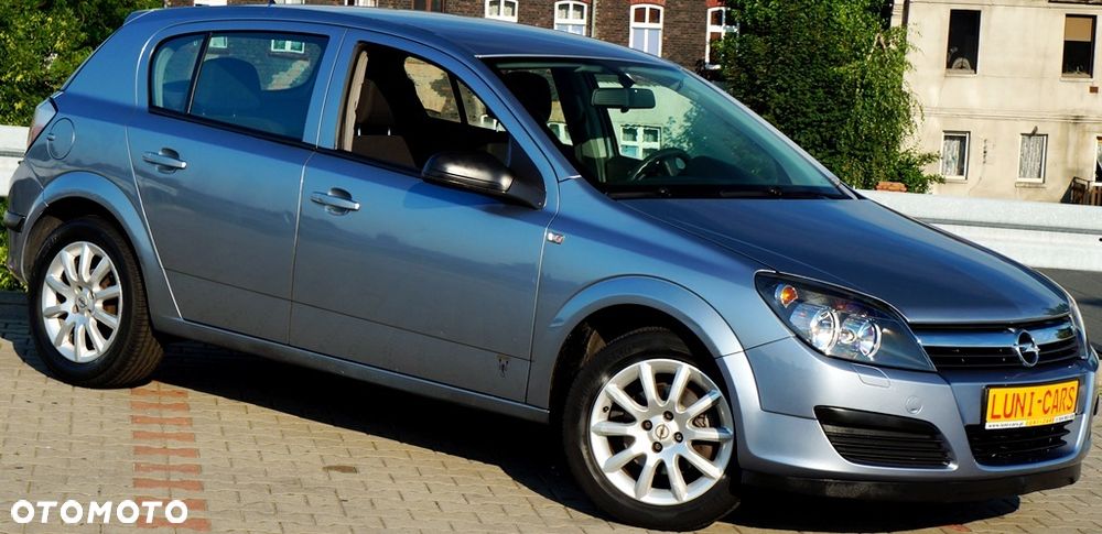 Opel Astra - 2