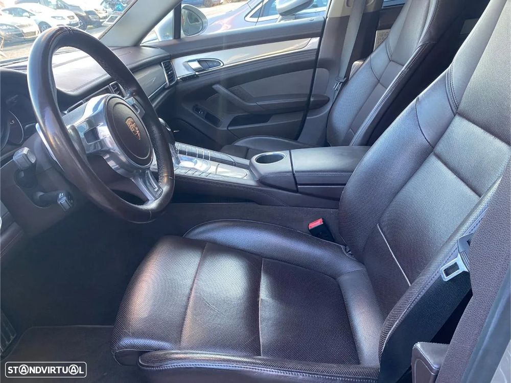 Porsche Panamera S Hybrid J19 - 21