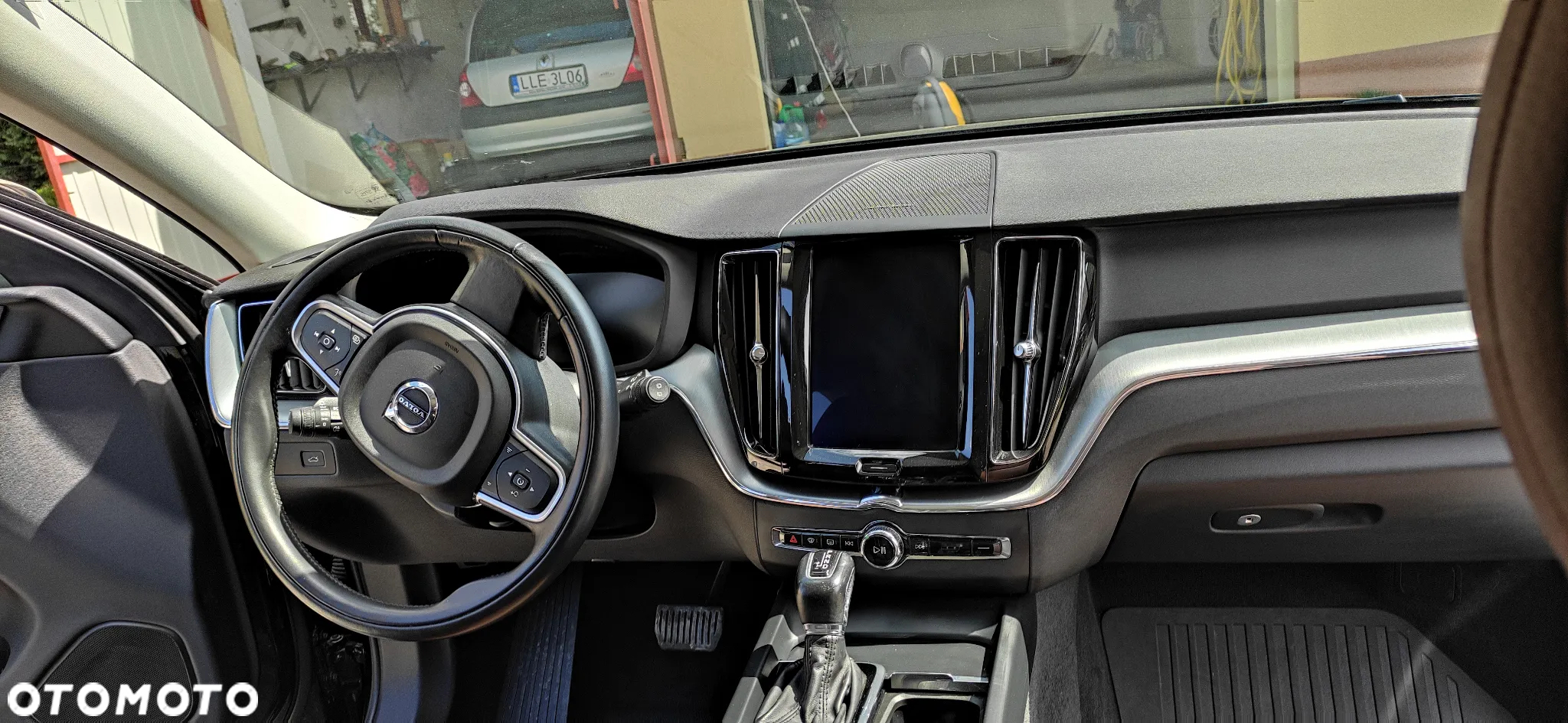Volvo XC 60 T6 AWD Momentum - 12