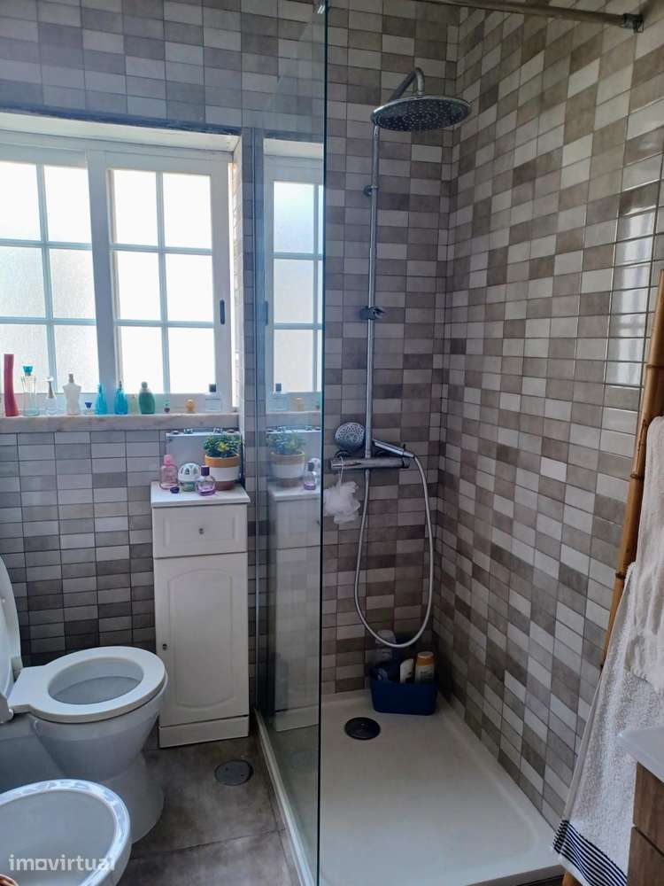 Quarto - localizado em Carcavelos Lisbon - Grande imagem: 4/9