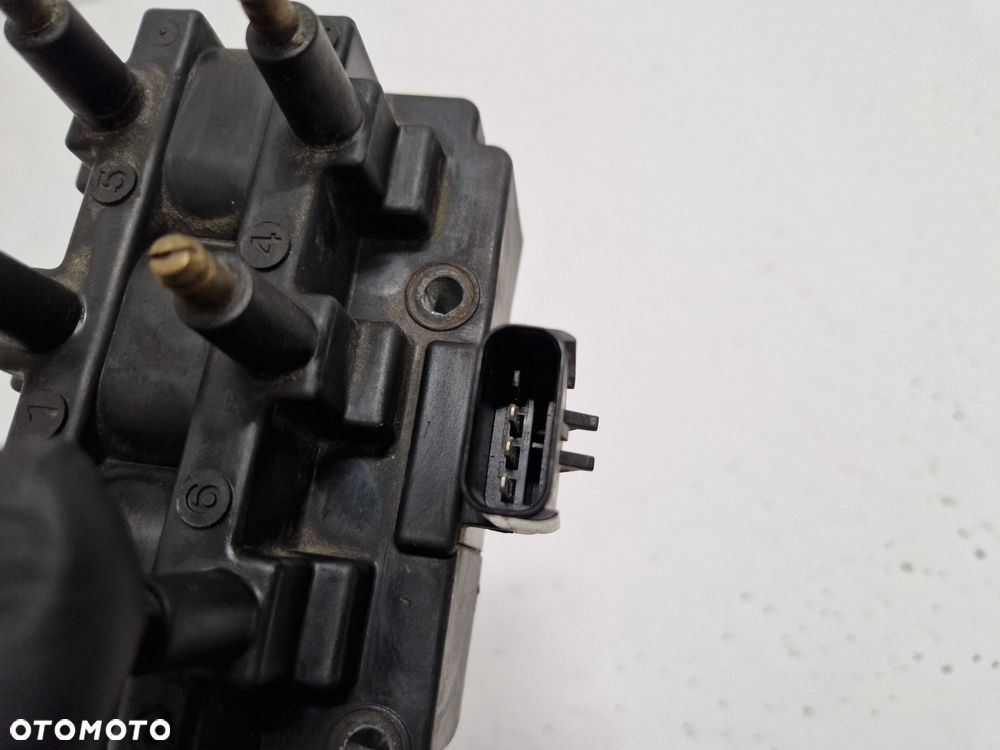 Cewka Zapłonowa Wysokiego Napięcia Chrysler / Dodge 3.3 Benzyna - 3