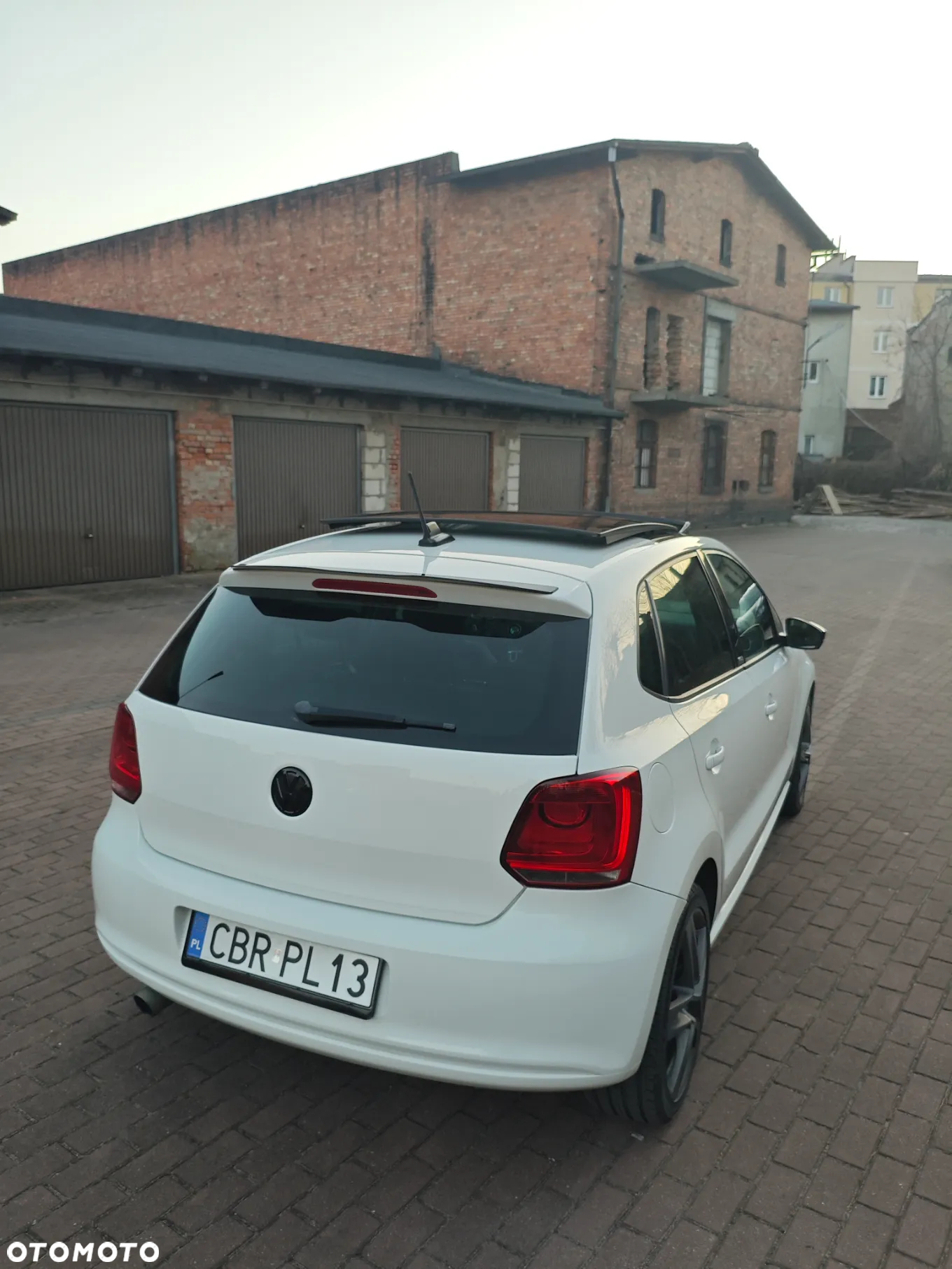Volkswagen Polo 1.6 TDI DSG Style - 5
