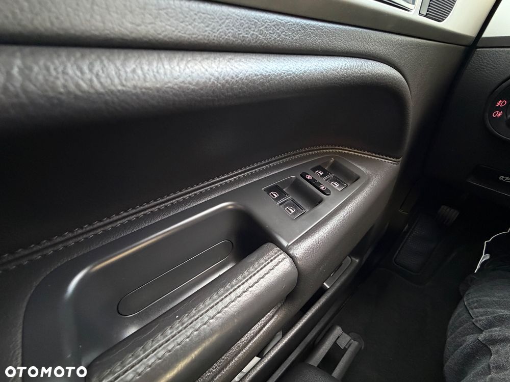 Volkswagen Touareg 2.5 R5 TDI DPF Perfect - 27