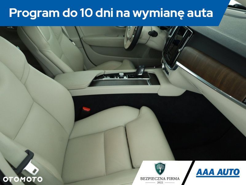 Volvo V90 Cross Country - 9