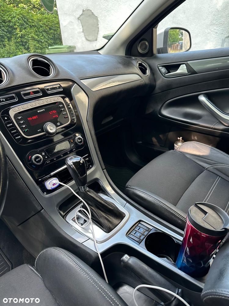 Ford Mondeo - 13