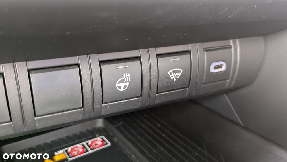 Toyota C-HR 1.8 Hybrid Executive - 18