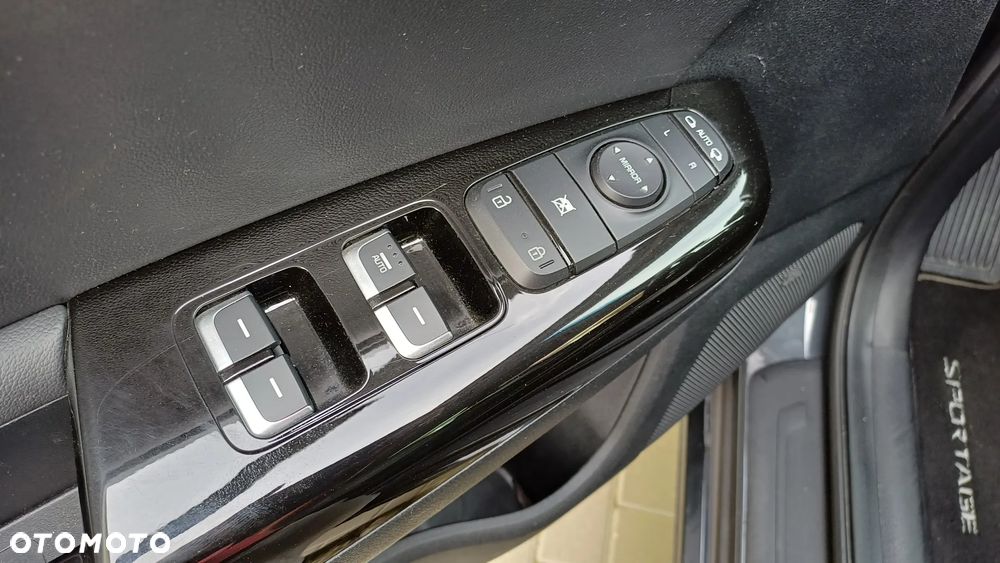 Kia Sportage 1.6 GDI 2WD Black Edition - 10