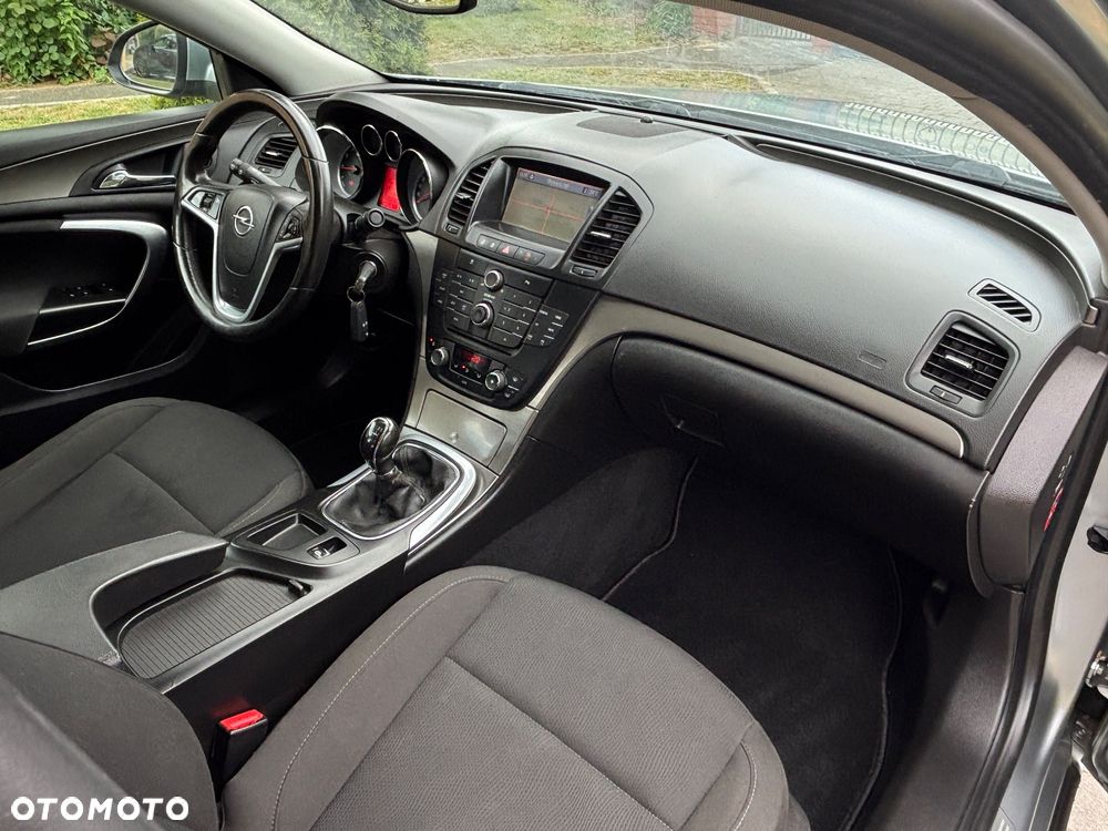 Opel Insignia - 31