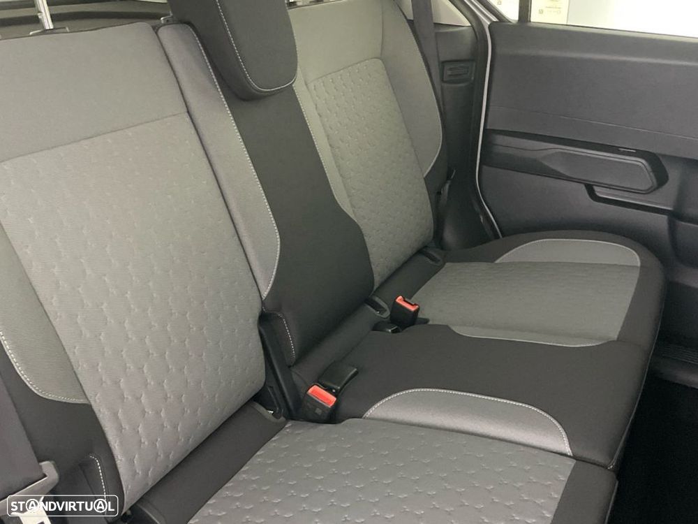 Ford Tourneo Courier 1.0 EcoBoost Titanium - 22