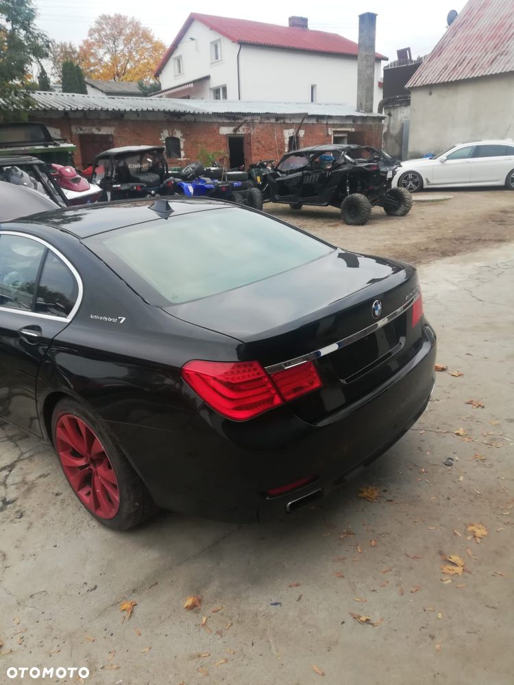 BMW Seria 7 - 5