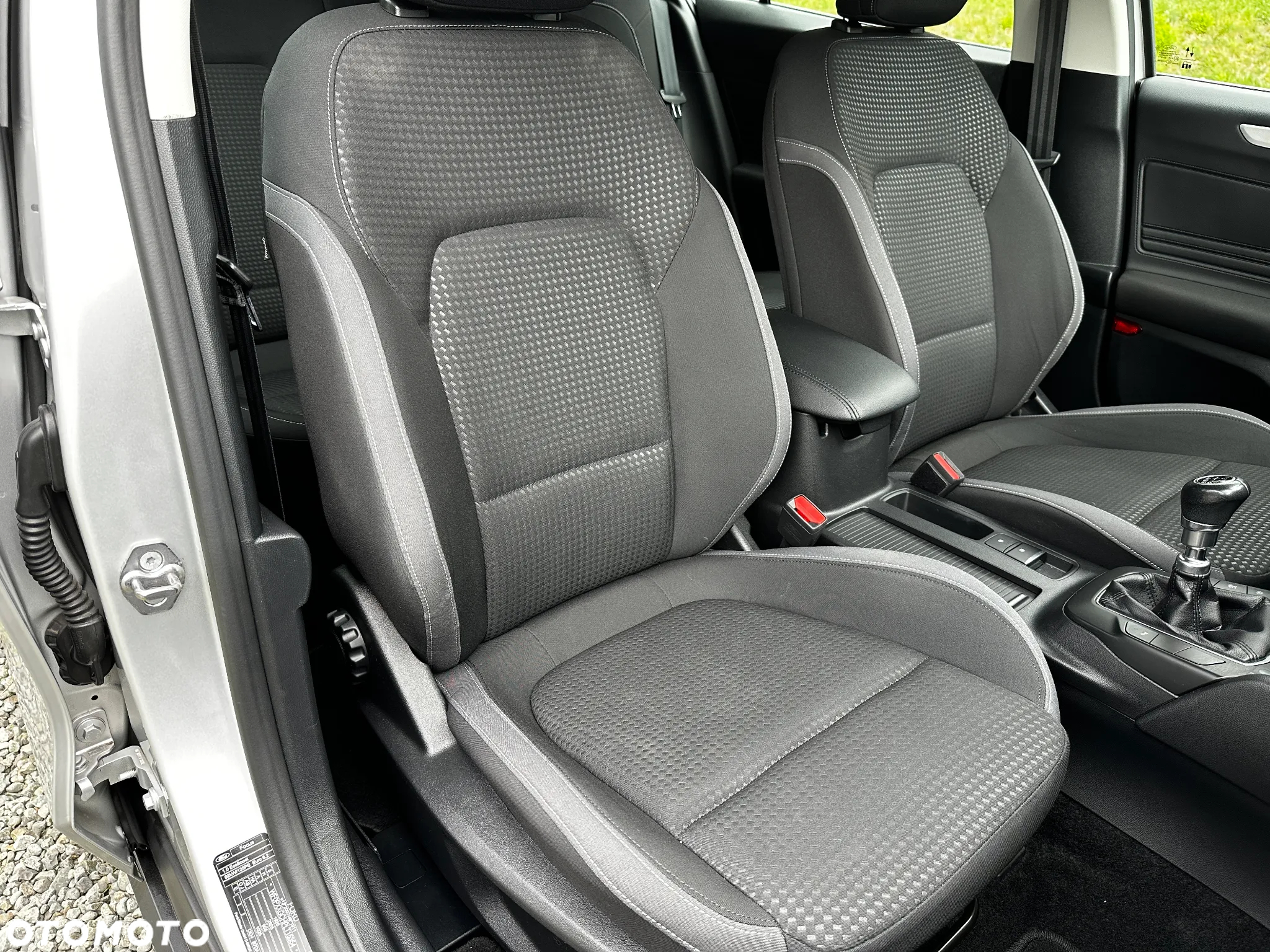 Ford Focus 1.0 EcoBoost Connected - 27